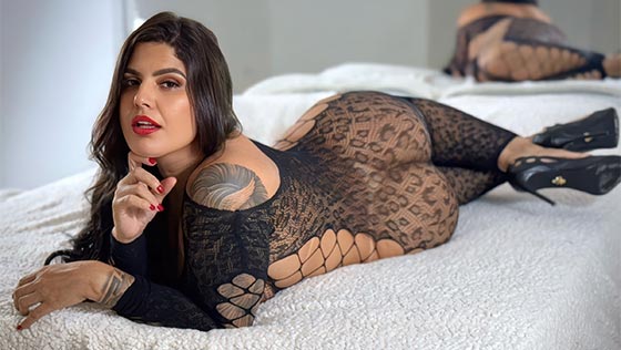 Influencer acompanhante de luxo